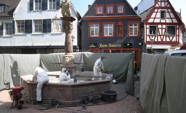 Der Lwenbrunnen am Fischmarkt wurde gereinigt und neu abgedichtet.   | Foto: Helmut Seller