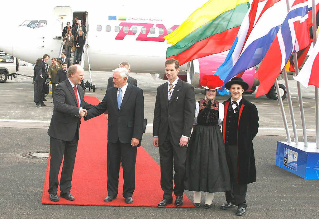 Auch Litauens Premier Kubilius landete auf dem Lahrer Flugplatz.