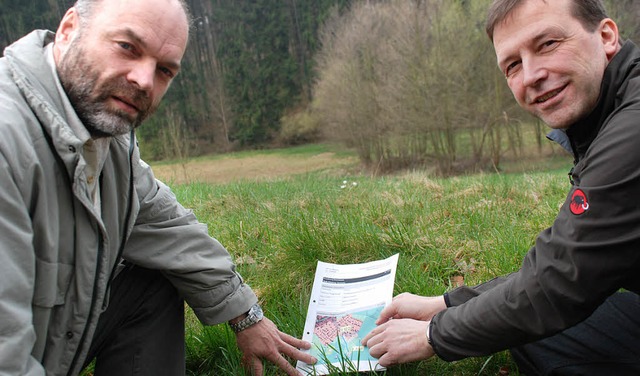 Ulrich Welde (links) und Thomas Marwei...#8222;Erweiterung Schelmeneck&#8220;.   | Foto: Gertrude Siefke