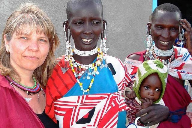 Weilerin hilft den Massai in Tansania