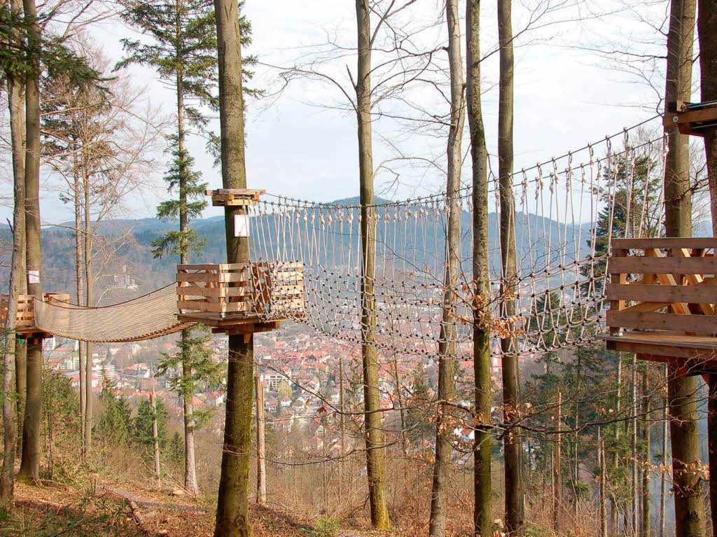 Der Abenteuerpfad fr besonders schwindelfreie Kinder und Erwachsene ist jetzt 200 Meter lang.