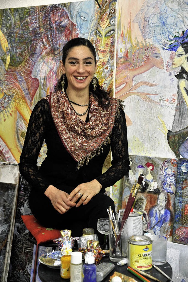 Die georgische Malerin Tamuna Gejadze ...nung, die ihr auch als Atelier dient.   | Foto: Thomas Kunz