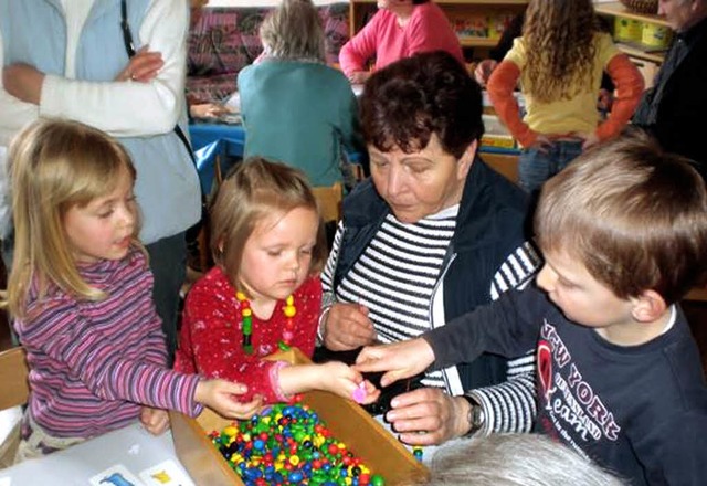 Im Kindergarten Wittenschwand konnte s...ntdeckte man schnell Gemeinsamkeiten.   | Foto: Sonja Schelshorn