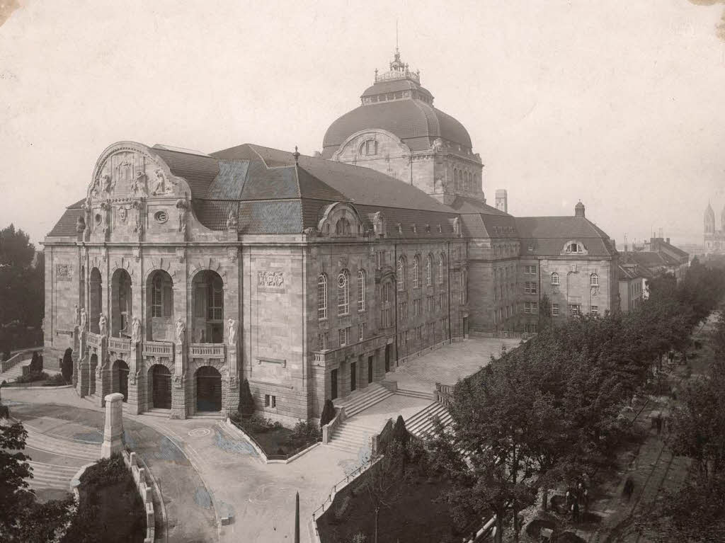 Das Stadttheater um 1910
