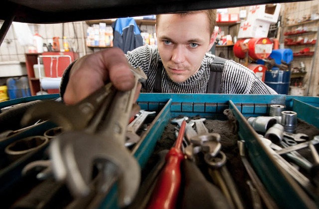 Kurzarbeit in der Ortenau: Vor allem die Autozulieferer sind betroffen.  | Foto: dpa