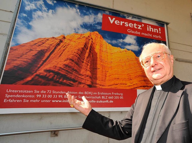 Der Glaube versetzt Berge: Erzbischof ...rfhrung des Freiburger Hauptbahnhofs.  | Foto: Michael Bamberger