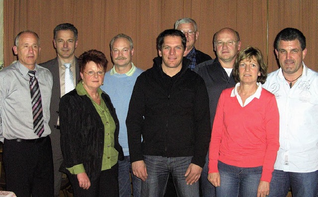 Der neue Vorstand (von links): Wolfgan...er,  Barbara Bayer, Frank Henin.        | Foto: VEREIN