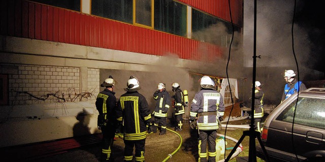 Brenzlig war es zwar nicht oft, aber i... Brand in der Firma Cascio ausrcken.   | Foto: Feuerwehr