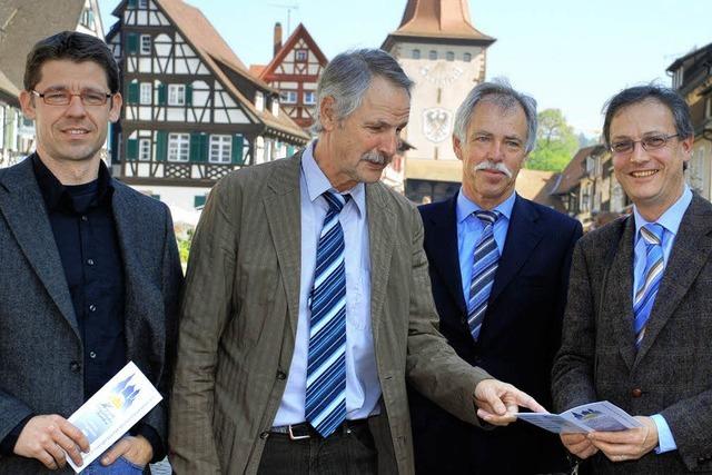 Honoratioren im Kuratorium brgen fr Qualitt