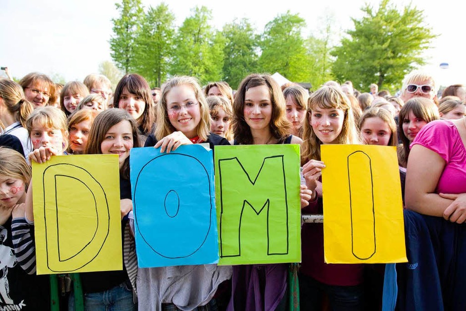 Büchele Fans feiern den DSDS-Star aus Kappel-Grafenhausen. (Foto: Dominic Rock) Büchele Fans feiern den DSDS-Star aus Kappel-Grafenhausen. (Foto: Dominic Rock)