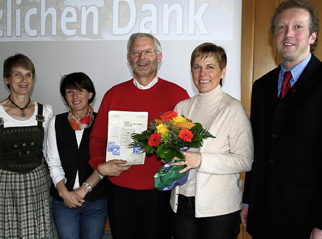 50-mal verbrachten Claudia und Thomas ...gen Hrmann von der HTG auszeichnete.   | Foto: Dieter Maurer