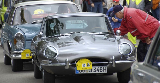 Ob Jaguar E-Type oder S-Klasse-Mercede...u nebst 1. Ortenauer Porsche-Treffen.   | Foto: Seller