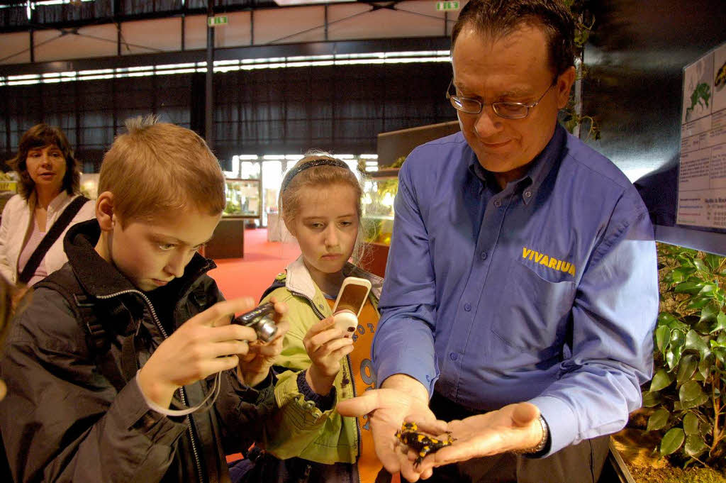 Die Klasse 4a der Schnbergschule Freiburg bei der Reptilienausstellung Vivarium