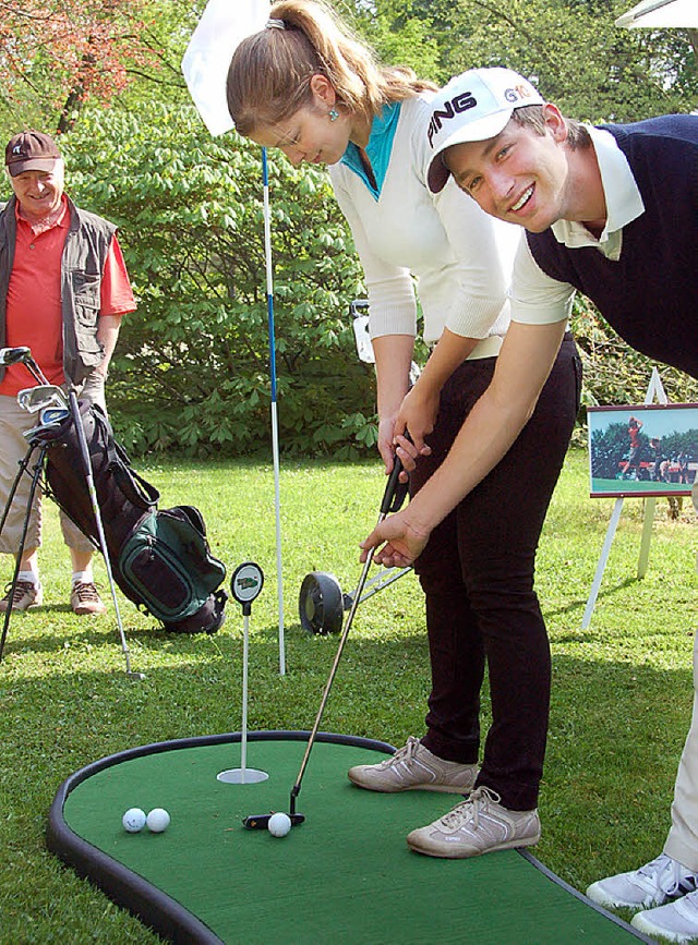 Campus: Auch das Golfen will gelernt sein.   | Foto: Susanne Mller