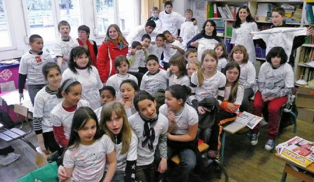 Die Schler aus Mnstertal  zusammen m...n der franzsischen Schule in Mulhouse  | Foto: PR