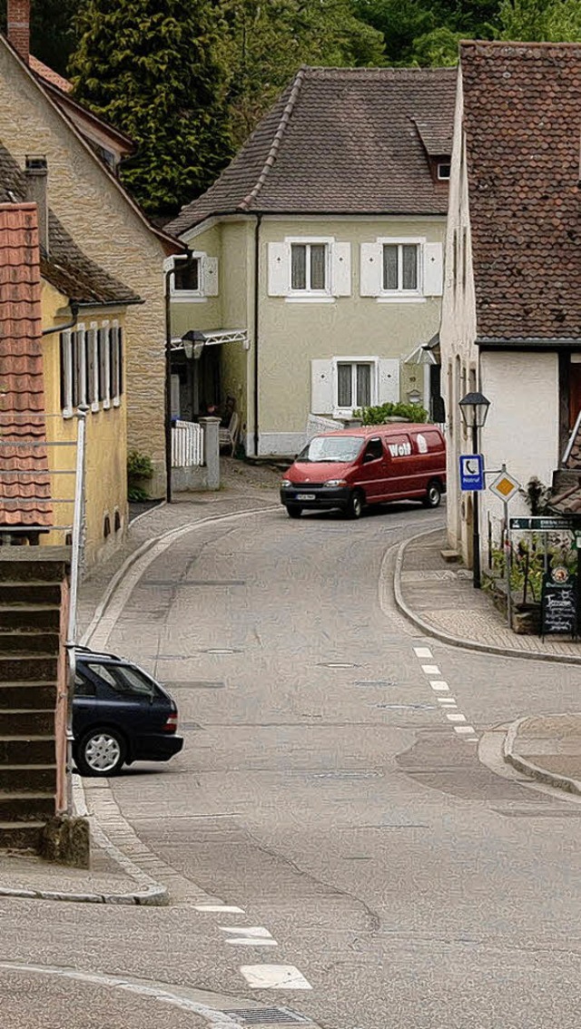 Die Ortsdurchfahrt Britzingen muss weg...iten drei Tage ganz gesperrt werden.    | Foto: Volker mnch