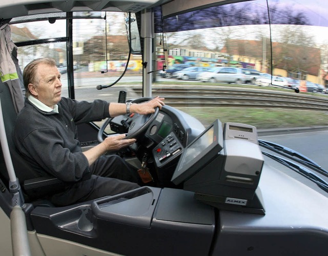 Busfahrer ist nicht der richtige Beruf...e er nicht nur sich selbst gefhrden.   | Foto: dpa