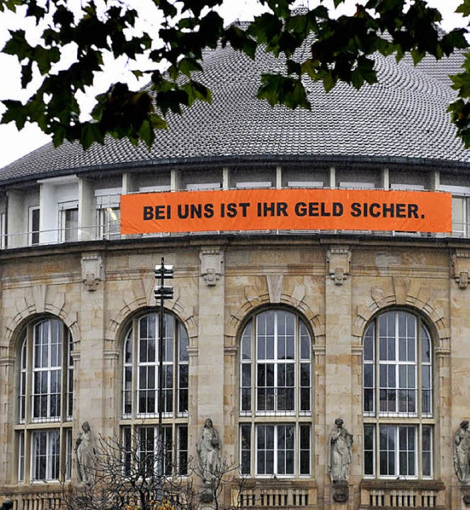Das Freiburger Theater bewirnt sich als sichere Investition.  | Foto: Ingo Schneider