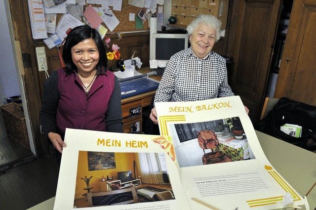 Ayulah Rieper (links) und Maya Gerbich...tos ihrer jeweiligen Lieblingspltze.   | Foto: Ingo Schneider