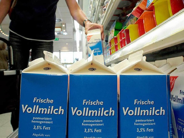 Vollmilch bei Aldi kostet nun 48 Cent statt wie zuletzt 55.   | Foto: ddp