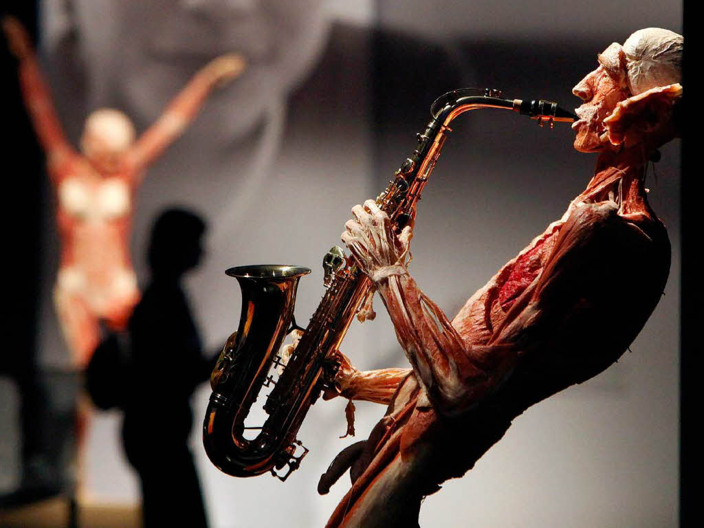 Die Plastik "Saxophonspieler"