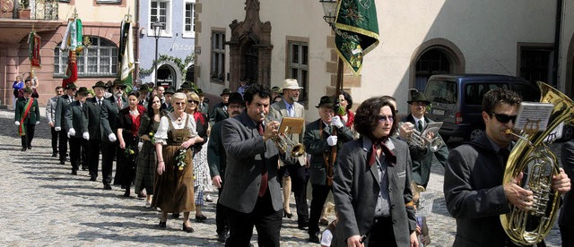 Angefhrt von der  Stadtmusik Endingen fhrte den Schtzenaufzug an.  | Foto: Roland Vitt