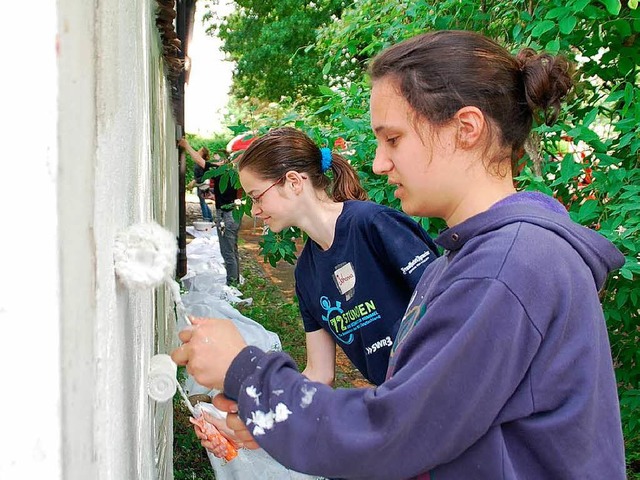 Frische Farbe  fr die Fassade des  kl...S.O.S. werdende Mtter in Neuenburg.    | Foto: Denise Beil