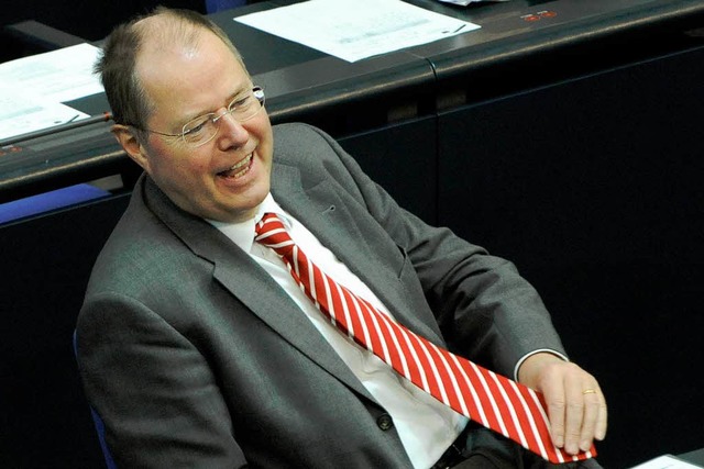 Finanzminister Peer Steinbrck hat der... fordern seine Kollegen mehr Ausgaben.  | Foto: ddp
