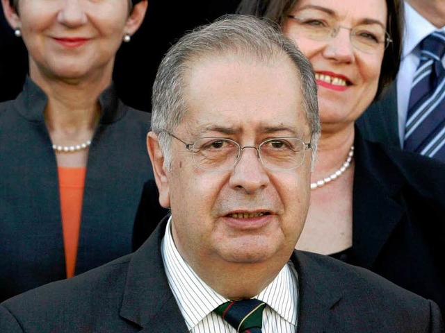 Der portugiesische Parlamentsprsident...e Gama berstand den Flug unbeschadet.  | Foto: dpa