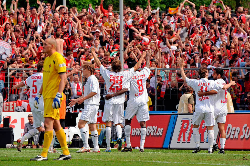 Fans und Team bejubeln das 4:2.