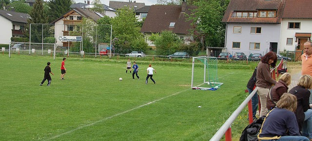 Der Bugginger  Sportplatz   knnte  Baugebiet werden.   | Foto: Sigrid Umiger