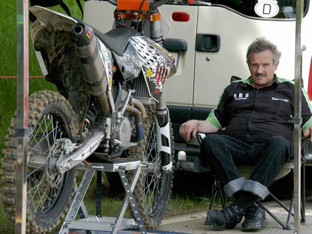 Der Mann und sein Motorrad Der Mann und sein Motorrad