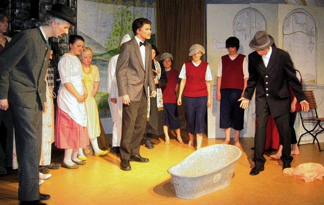 Als klassenübergreifendes Theaterproje...r Aufführungen auf die Bühne gebracht. | Foto: Monika Pfäfflin Als klassenübergreifendes Theaterproje...r Aufführungen auf die Bühne gebracht. | Foto: Monika Pfäfflin