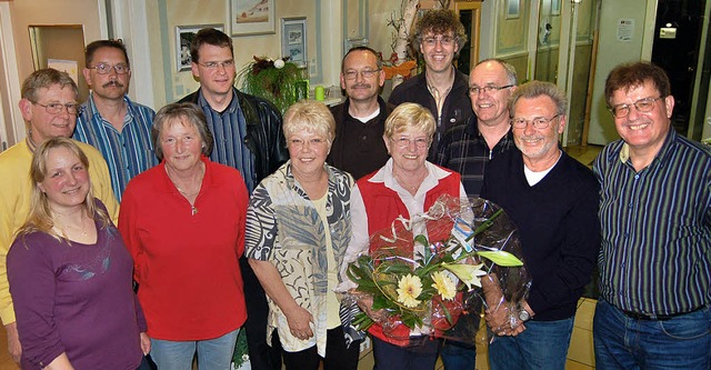 Zahlreiche  Mitglieder ehrte  der Turn...Zell   bei seiner  Hauptversammlung.    | Foto: Paul Berger