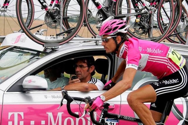 Andreas Klden im Trikot von T-Mobile bei der Tour de France 2006.  | Foto: dpa
