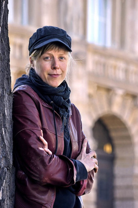Die Grosse Mit Dem Glasklaren Blick Theater Badische Zeitung