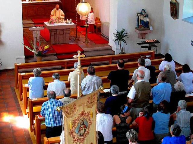 Durch die Sanierung der Lenzkircher Ki... Kirche in Grnwald wieder viel Leben.  | Foto: Manfred-G. Haderer