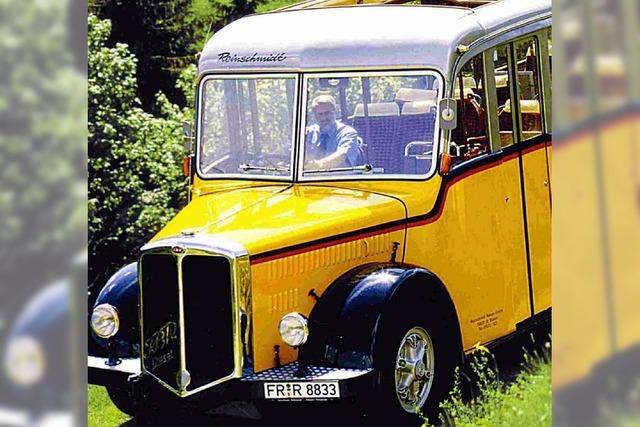 Nostalgiebus rollt in der Ferienregion