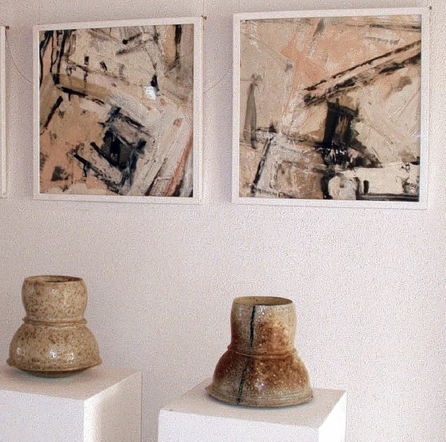 Gemlde von Karl Streicher und Keramik...en Haus&#8220; in Lenzkirch zu sehen.   | Foto: Ursula Schmidt