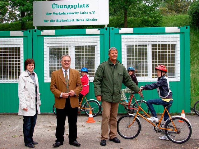 Die Containeranlage der Jugendverkehrs...schule Schmieheim  mit Viertklsslern.  | Foto: Wolfgang Beck