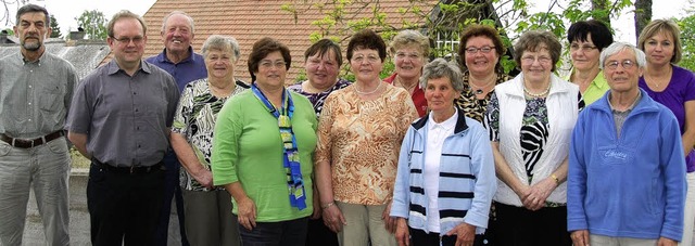 Die  Helfer des neuen Besuchsdienstes ...traud Zehetner und Agnes Kohlbrenner.   | Foto: Christel Schuster-Stich