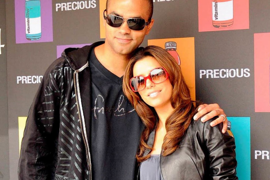 US-Schauspielerin Eva Longoria und ihr Mann, der Basketballspieler Tony Parker tagsüber lässig... (Foto: dpa) US-Schauspielerin Eva Longoria und ihr Mann, der Basketballspieler Tony Parker tagsüber lässig... (Foto: dpa)