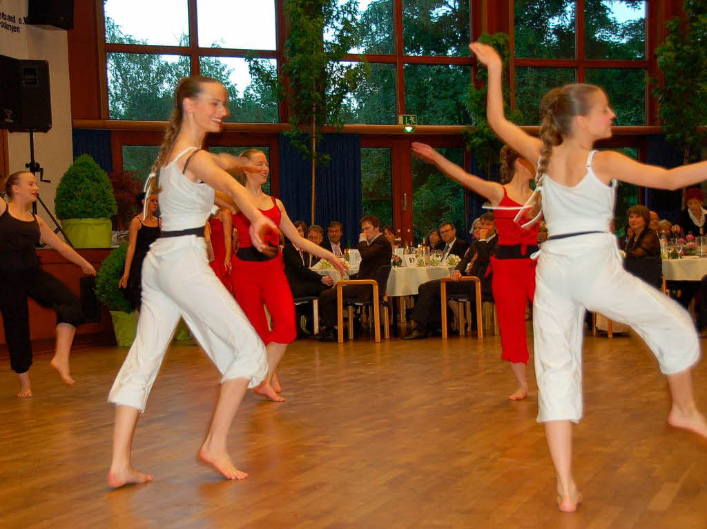 Der Gewerbeverband Bad Krozingen unterstrich seinen Stellenwert in der Kurstadt mit einer eindrucksvollen Gala zum 25-jhrigen Bestehen. Mehr als 300 Gste feierten das Jubilum im Kurhaus.