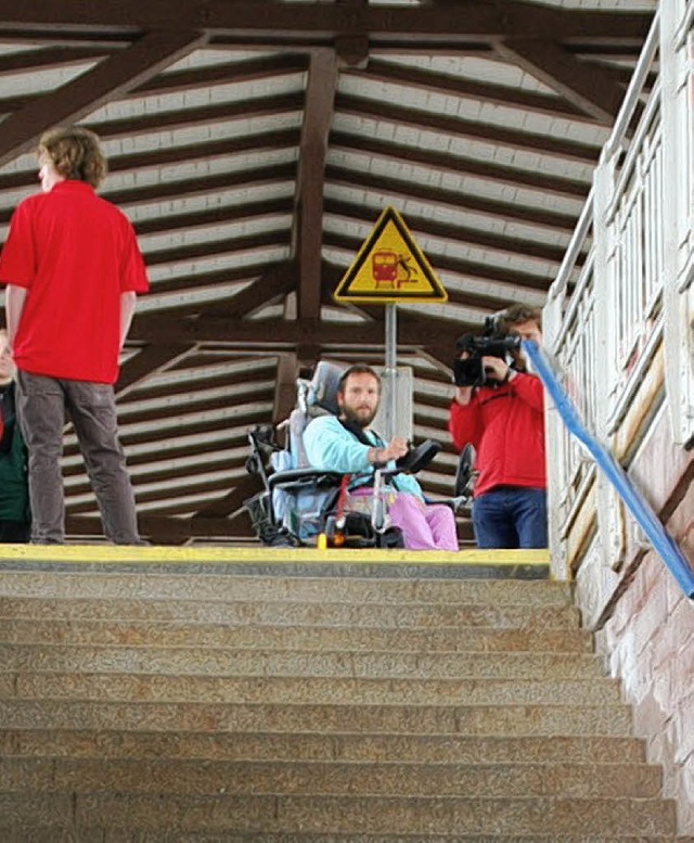 <Bildtext>Wie auf den anderen Bahnstei...iegt um die 100 Kilogramm. </Bildtext>  | Foto: Denise Beil