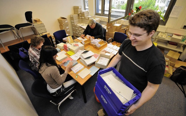 Macht auch Spa: Wahlvorbereitungen im Wahlamt   | Foto: Ingo Schneider