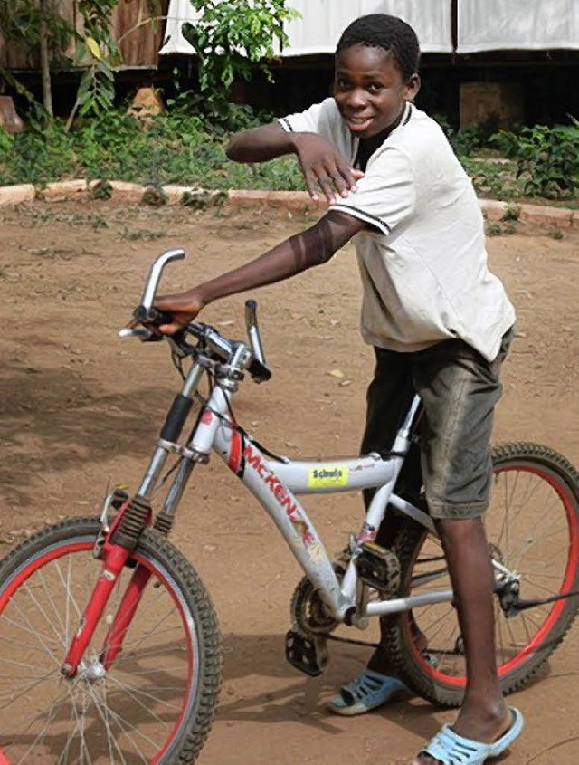 Ein Rad aus Ettenheim  fhrt in Togo.  | Foto: Privbat
