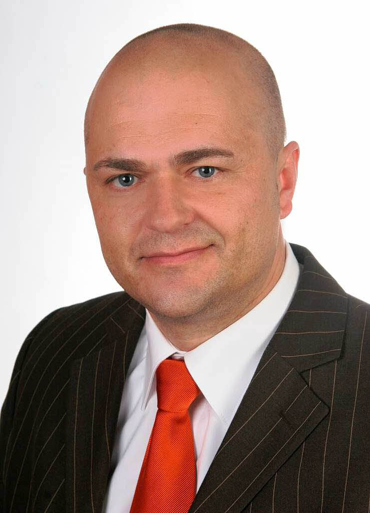 Axel Schüler kandidiert für den Gemeinderat. Axel Schüler kandidiert für den Gemeinderat.