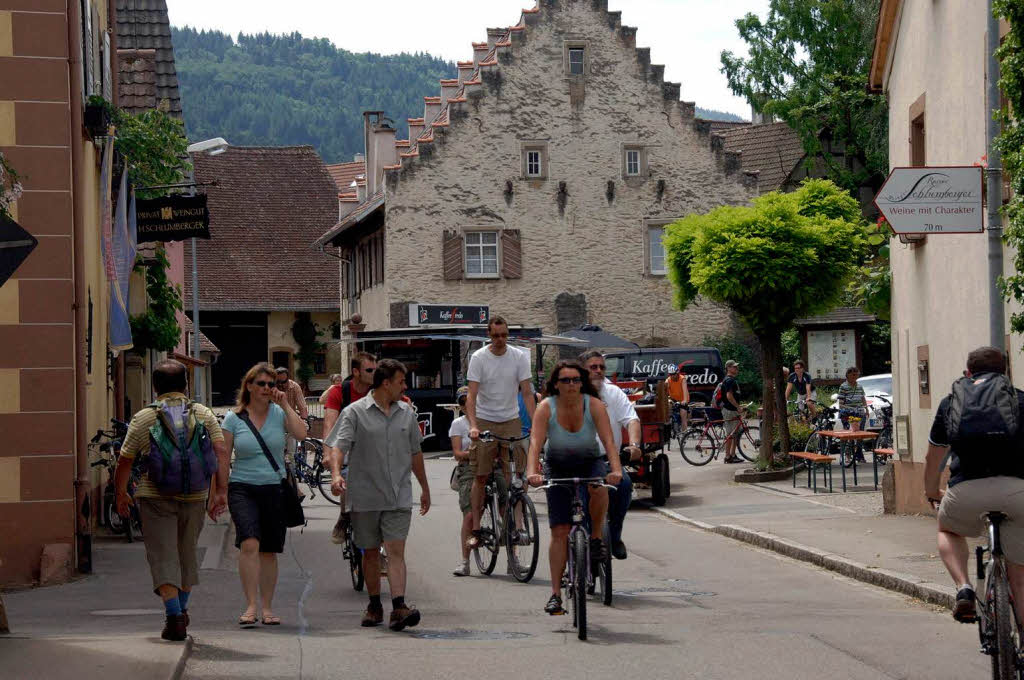 Frohe Weinlaune und die Liebe zum Gutedel zeigten die Teilnehmer am Gutedeltag zwischen Mllheim und Staufen.