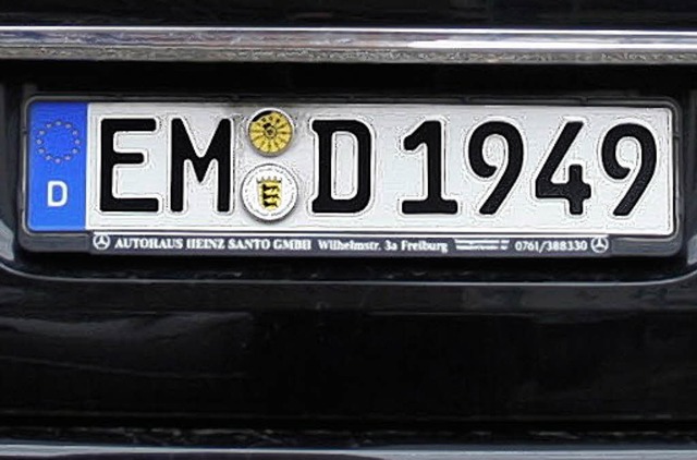 Das Kennzeichen am Auto des Waldkirche...sjahr der Bundesrepublik Deutschland.   | Foto: Spitzmller