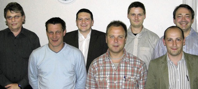 Engagieren sich fr den Verein: Hans-P... und Thilo Geiger (vorne  von links).   | Foto: Marcus Seuser